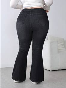 SHEIN Tall CURVE 秋冬季加大码女式纯色交叉腰袋修身喇叭牛仔裤，弹力舒适黑色水洗牛仔喇叭裤 - 黑色 - 查看 3