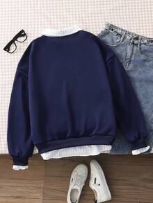 SHEIN Áo nỉ chui đầu kiểu dáng thường ngày dành cho nữ tuổi teen, đa năng cho đi học và đi làm, áo nỉ 2 trong 1 có cổ áo sơ mi, in số và chữ cái, họa tiết da báo, dáng rộng. - Màu xanh lam - Xem 2