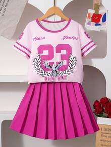 SHEIN 两件套：少女白色上衣，饰有3D情人节红色爱心图案T恤，搭配红色百褶裙