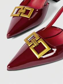 Sleekvia Damskie buty na grubym obcasie z noskiem w szpic, z metalową klamrą, w modnym stylu, w kolorze bordowym, z paskiem z tyłu i klamrą - Burgund - Zobacz 8