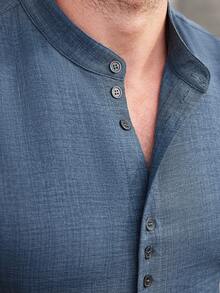 Manfinity CasualCool 男士立领单排扣休闲百搭通勤长袖衬衫 男士亚麻衬衫 男士纹理衬衫 蓝色衬衫 男士休闲衬衫 蓝色设计师衬衫 - 藍色 - 查看 6