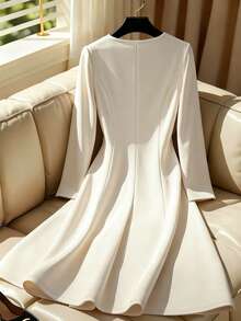 GlowEve CURVE Elegant Round Neck Long Sleeve Plus Size Women Apricot Dress, Suitable For Spring And Autumn