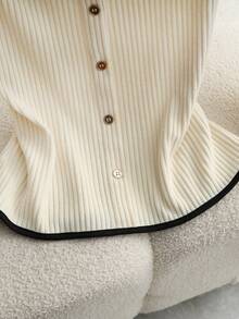 Franclia 优雅撞色露肩上衣，秋季 - 杏色 - 查看 3