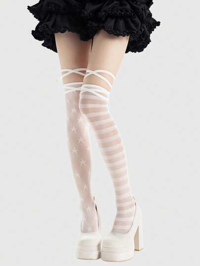 Anime Punk-Stil asymmetrische Cut Out Stern gestreifte Schnürsocken bis zum Knie, Y2K Mode vielseitig einsetzbar, geeignet für Partys, Veranstaltungen, Musikfestivals, Halloween