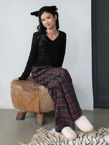 DAZY Youth (Girls) Casual Loose Comfortable Spring/Autumn Homewear Set, V-Neck T-Shirt And Plaid Straight Pants - Burgundy - View 2