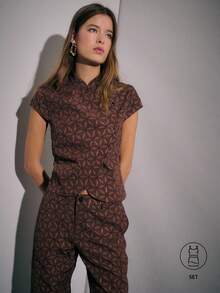 Nöista Two Pieces Coordinated Set Featuring A Short-Sleeve Top And Wide-Leg Pants With A Geometric Pattern And Detailed Chinese Buttons, Offering An Elegant Tailored Look Suitable For Women's Winter Outfits; Perfect For Polished Coordinated Styling, Refined Everyday Wear, Festive Christmas Occasions And Sophisticated New Year Events. - Brown - View 9