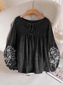 CosyJoli Große Größen Lässig Schleifenkragen Langarm bestickte A-Linie Smock Bluse - Schwarz - Übersicht 1