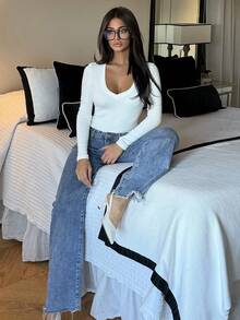 Ronhire Women's Fall/Winter Going Out Daily Wear Essentials Casual Streetwear White Stretchy Comfortable Microfleece V-Neck Long Sleeve T-Shirt Fleece Lined Cute Tops Women Long Sleeve Top - White - View 5