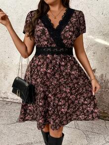 EMERY ROSE Elegant Plus Size Short Floral Dress With Overlap Collar Regular Sleeve And Ruffle Details - Multicolor - View 1