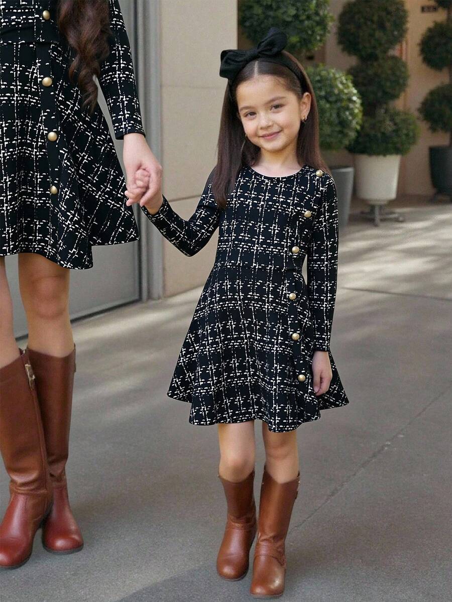 SHEIN Young Girl Elegant Casual Round Neck Plaid Patchwork Design Mid-Length Dress, Suitable For School, Daily Casual, Autumn/Winter, Party Wear - Black - View 1