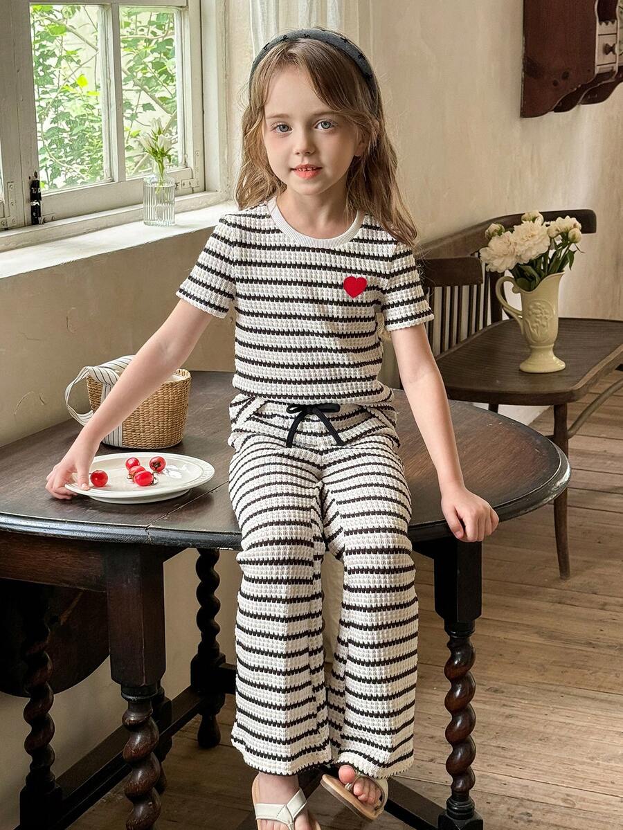 LMoss Kids Set 2 buc tricou și pantaloni casual tricotați cu guler rotund, cu grafică în formă de inimă, pentru fete tinere