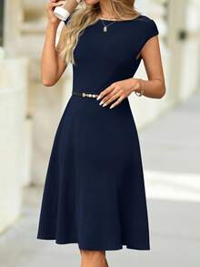 Editum 女士优雅纯黑色针织腰部 A 字短袖休闲舒适春夏迷你连衣裙