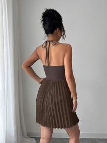 Elenzga 女士纯色简约日常金色装饰褶皱优雅迷你裙 - 棕色 - 查看 2