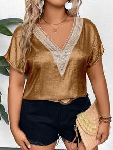 DreamSkyne 大码女式时尚V领衬衫，饰有蕾丝和金箔细节，适合新年假日派对穿着 - 金色 - 查看 1