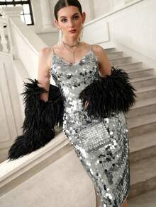 Elenzga 优雅奢华的欧美风格银色亮片装饰性感露肩连衣裙，适合派对、宴会和正式场合。 - 銀色 - 查看 1