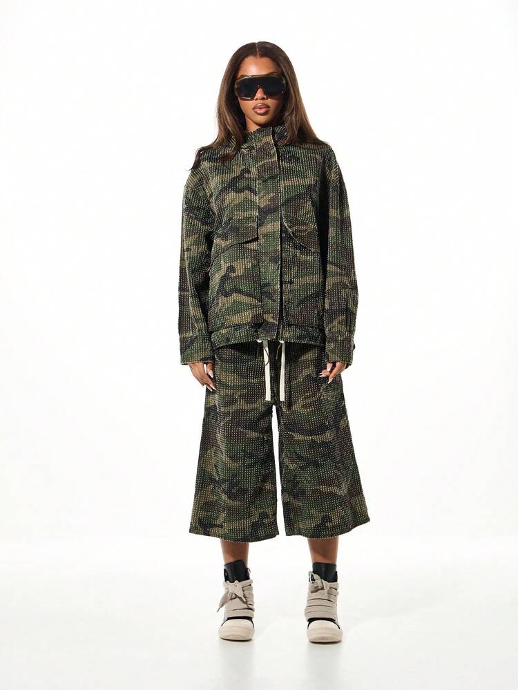 SUMWON WOMEN Oversized Hooded Camouflage Denim Jacket With Zip Closure And Textured Military Print For Casual Streetwear Fall Winter Outerwear