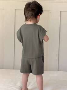 DAZY Baby Boy Solid Color Round Neck Short Sleeve Top And Shorts Pajama Set