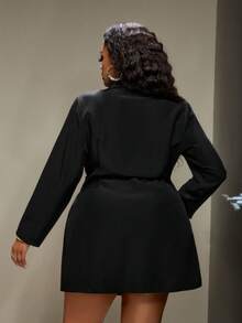 Truni Itsmisslys 加大码女式西装外套，金属纽扣细节，适合梨形三角身材 - 黑色 - 查看 2