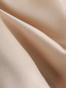 Franclia 女士精致V领串珠缎面香槟色无袖休闲上衣，夏季新款，优雅百搭，可单穿或作为内搭。适合冬季、新年、白色新年夜、派对、海滩、优雅、休闲、浪漫、情人节、约会、夏季、2026夏季女士沙滩比基尼、夏季上衣、毕业季服装、时尚休闲通勤装、商务办公装、百搭时尚日常休闲装、都市教师职业装。 - 杏色 - 查看 6