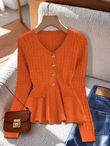 GlowEve 秋冬新款优雅时尚简约大气镂空圆领长袖荷叶边下摆口袋金属蝴蝶结纽扣扭结纹理女式毛衣 - 橘色 - 查看 3
