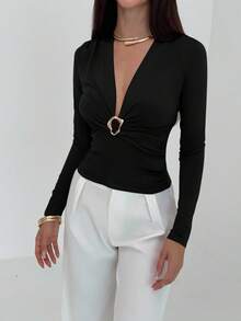 Aloruh Minimalist Sexy Deep V-Neck Long Sleeve Ruched T-Shirt In Eggplant Purple With Metal Buckle,Black Top - Black - View 5