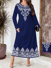 Al Najma Robe longue en tricot à col V élégante avec imprimé floral pour femmes grandes tailles, convient pour les sorties, les vacances, le port quotidien, les occasions décontractées, les fêtes, les festivals. Robe maxi bleue à fleurs, robe fluide, robe fleurie vintage, robe à imprimé floral, robe bleue, robe à col fleuri, robe, robe grande taille - bleu indigo - Voir 1