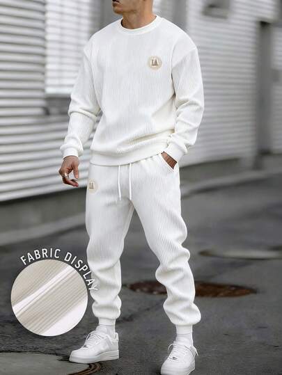 Manfinity Homme 男士休闲日常通勤时尚街头风卫衣，字母刺绣灯芯绒圆领卫衣搭配抽绳腰锥形裤套装；秋冬白色慢跑裤男士两件套；白色男士两件套运动服；男士卫衣和运动裤套装；男士白色两件套裤装；复古风格；日常休闲；周末旅行；户外活动；探险旅行；轻松的工作环境或半正式场合；男友/丈夫礼物；周年纪念/生日礼物；派对；圣诞节；新年；婚礼