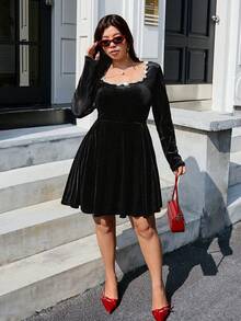 SHEIN EZwear Đầm dài tay cổ vuông đính đá hoa thanh lịch cỡ lớn dành cho nữ, mùa thu/đông - màu đen - Xem 6