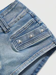SHEINxHITOMI ROMWE Vintage Distressed Skull Studded Super Low Rise Sexy Women Denim Shorts - Blue - View 3
