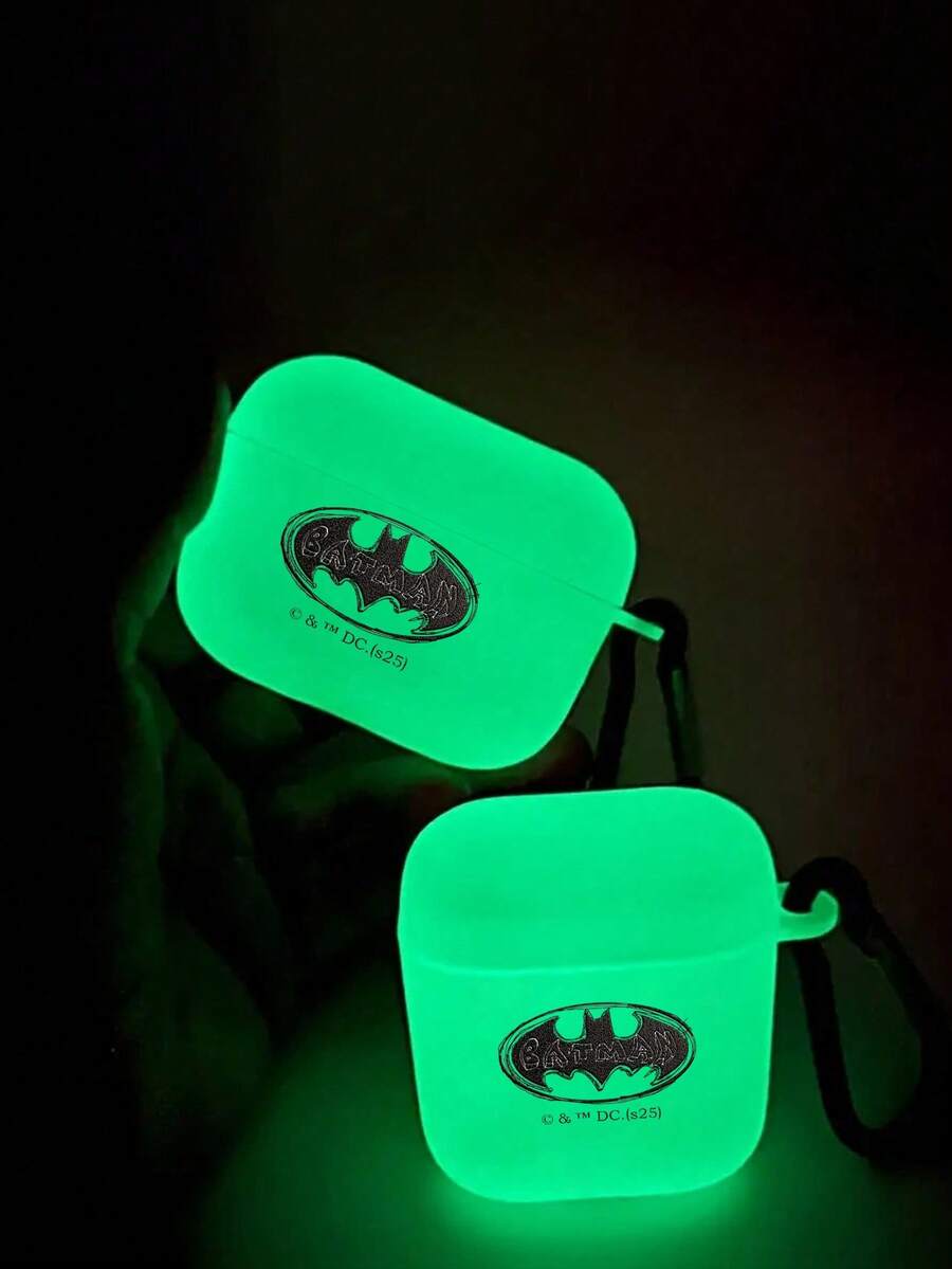 BATMAN X SHEIN 1Pc DC Batman Luminous AirPods Case,Covers, Frosted Translucent Soft TPU Protective Cover, Classic Bat Signal Print With Carabiner, Glow In The Dark, Compatible With AirPods Case,Compatible With AirPods Pro/3/2/1, Earphone Accessories, Quick Ship - White - View 1