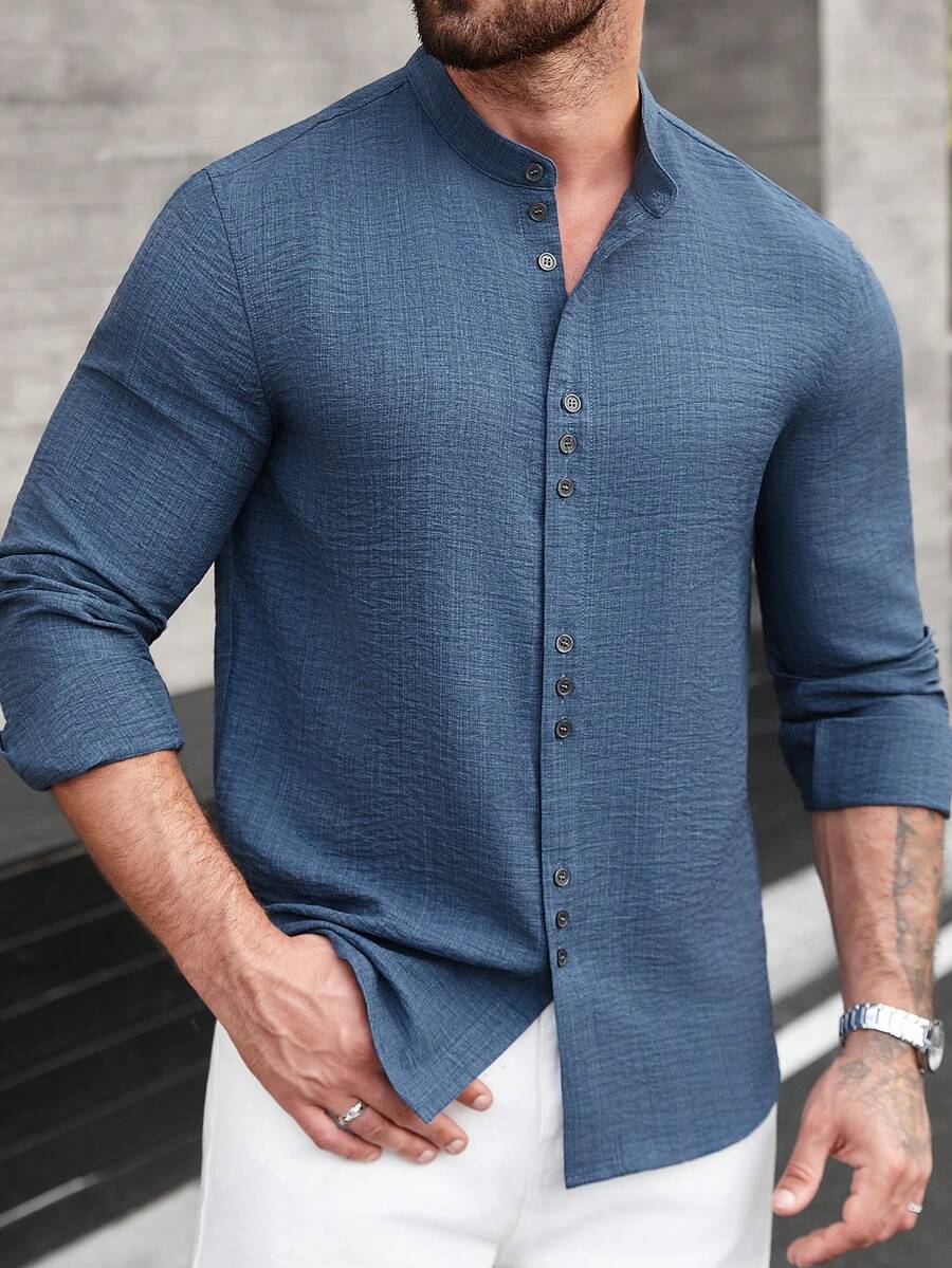 Manfinity CasualCool 男士立领单排扣休闲百搭通勤长袖衬衫 男士亚麻衬衫 男士纹理衬衫 蓝色衬衫 男士休闲衬衫 蓝色设计师衬衫 - 藍色 - 查看 1