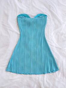 Soleia 女士度假白色针织波浪纹理面料筒扭镂空腰部 A 字形荷叶边下摆迷你连衣裙，适合派对、约会、下午茶、海滩、夏季服装、音乐节 - 藍色 - 查看 2