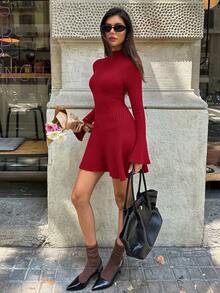 Aloruh 优雅红色立领喇叭袖针织连衣裙，秋冬 - 紅色 - 查看 4