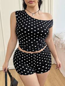 CovetEZ 2 piezas Conjunto de mujer talla grande para primavera/verano, de vuelta al colegio, estilo música country de los años 2000, dinero viejo, atuendo para festival, blusa asimétrica con volantes en el hombro y lunares negros, y shorts, estilo vintage, fairycore