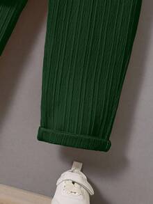 SHEIN 两件套男童休闲学院风字母印花POLO领短袖衬衫和短裤，适合日常穿着、通勤、上学、度假、旅行、休闲、日光浴、春夏穿着。 - 綠色 - 查看 5