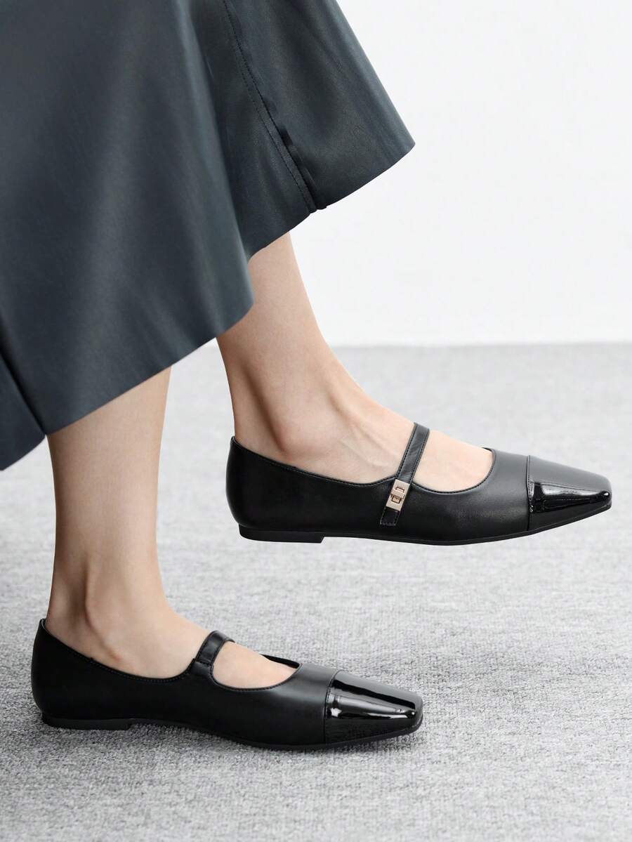 CUCCOO BIZCHIC 女士方头平底鞋,黑色拼接绑带金属扣套脚平底鞋,舒适休闲玛丽珍鞋,圣诞节搭配连衣裙 - 黑色 - 查看 1