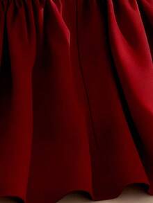 GlowEve Women's Elegant Red Shirt, Suitable For Valentine's Day, Dates, Parties, New Year's, Daily Outings, Casual Gatherings, Weddings, With Waist Design And Pearl Metal Decorative Buttons, Spring/Summer - Red - View 3