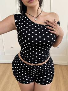 CovetEZ 2 piezas Conjunto de mujer talla grande para primavera/verano, de vuelta al colegio, estilo música country de los años 2000, dinero viejo, atuendo para festival, blusa asimétrica con volantes en el hombro y lunares negros, y shorts, estilo vintage, fairycore