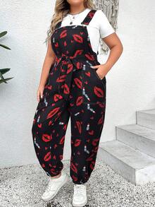 EMERY ROSE 加大码红色嘴唇印花背带连体裤 - 彩色 - 查看 5