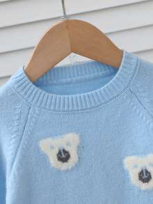 SHEIN Playful Pals Conjunto de suéter y pantalones de punto con jacquard de oso para niños pequeños, color camello, suave y cómodo, adecuado para uso casual, al aire libre, viajes, días festivos, hogar, guardería - Celeste - Ver 5