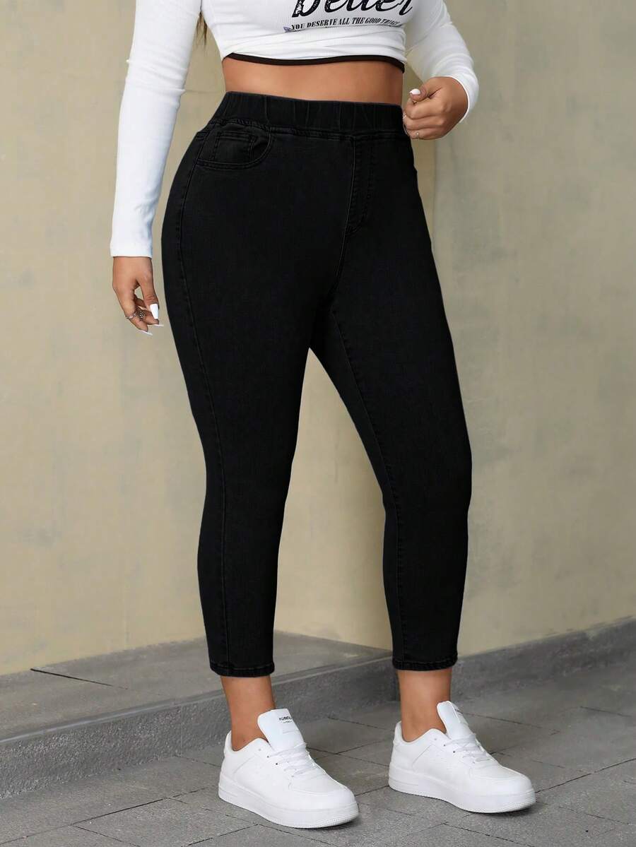 SHEIN ICON Plus Size Plain Simple Casual Jeans - Black - View 1
