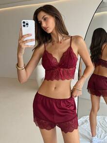 Aloruh Bộ đồ ngủ ren vá màu trơn và quần short thanh lịch - Màu Đỏ Sâu - Xem 9