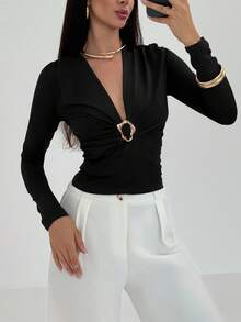 Aloruh Minimalist Sexy Deep V-Neck Long Sleeve Ruched T-Shirt In Eggplant Purple With Metal Buckle,Black Top - Black - View 4