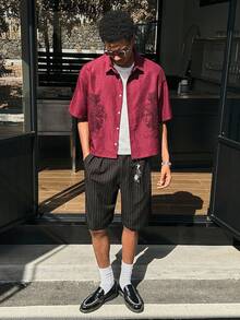 SWAVVY 男士落肩短袖前扣罗马肖像印花衬衫 男士保龄球衬衫 美杜莎衬衫 男士衬衫 酒红色男士衬衫 男士教堂衬衫 男士宽松衬衫 酒红色男士衬衫 - 酒紅色 - 查看 6