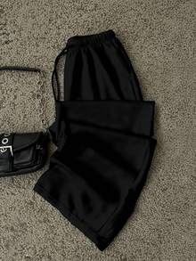 Attitoon Pantalones de chándal rectos sueltos con cordón frontal, estampado de flores cruzadas negro, cómodos y cálidos, estilo vintage punk Y2K, versátil para fiesta, aeropuerto, adecuado para otoño/invierno - Negro - Ver 3