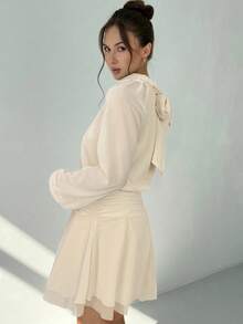 Aloruh 优雅纯色收腰长袖迷你连衣裙（女款） - 杏色 - 查看 6