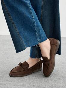 CUCCOO BIZCHIC 女士时尚咖啡色绒面革蝴蝶结装饰舒适休闲一脚蹬乐福鞋，适合户外、购物、工作、日常穿着 - 咖啡棕 - 查看 3