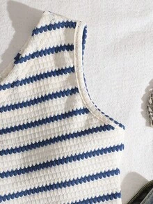 少女休闲个性化吊带背心，黑白针织面料，不对称肩带，下摆设计，适合旅行、度假、散步、外出，可搭配裤子、短裤、裙子、外套。 - 藍白色 - 查看 6