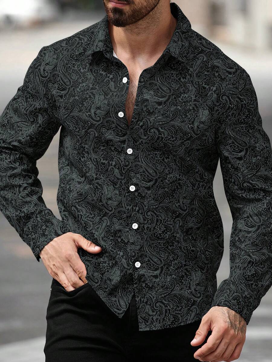 Manfinity Roughcore Áo sơ mi nam tay dài in họa tiết hạt điều cỡ lớn, cài nút đơn - màu đen - Xem 1