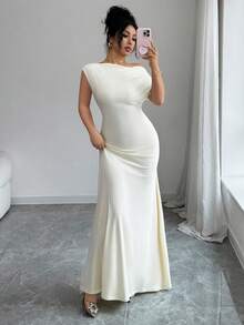 Rafferiza Women's Elegant Elegant Simple Solid Color Asymmetrical Neckline Fishtail Hem Slim Fit Dress, Summer - Apricot - View 5